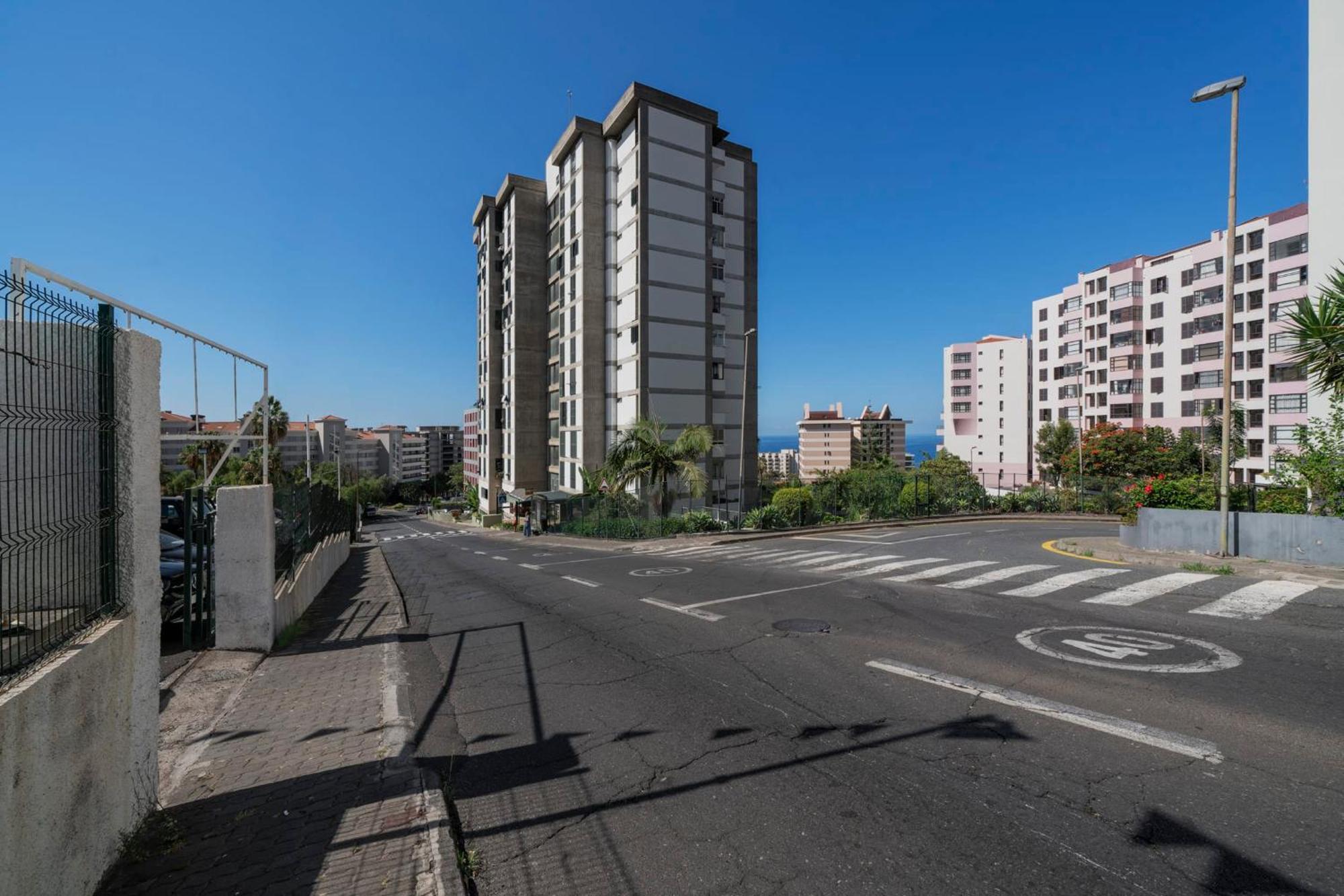 Apartamento America By An Island Apart Funchal  Exterior photo