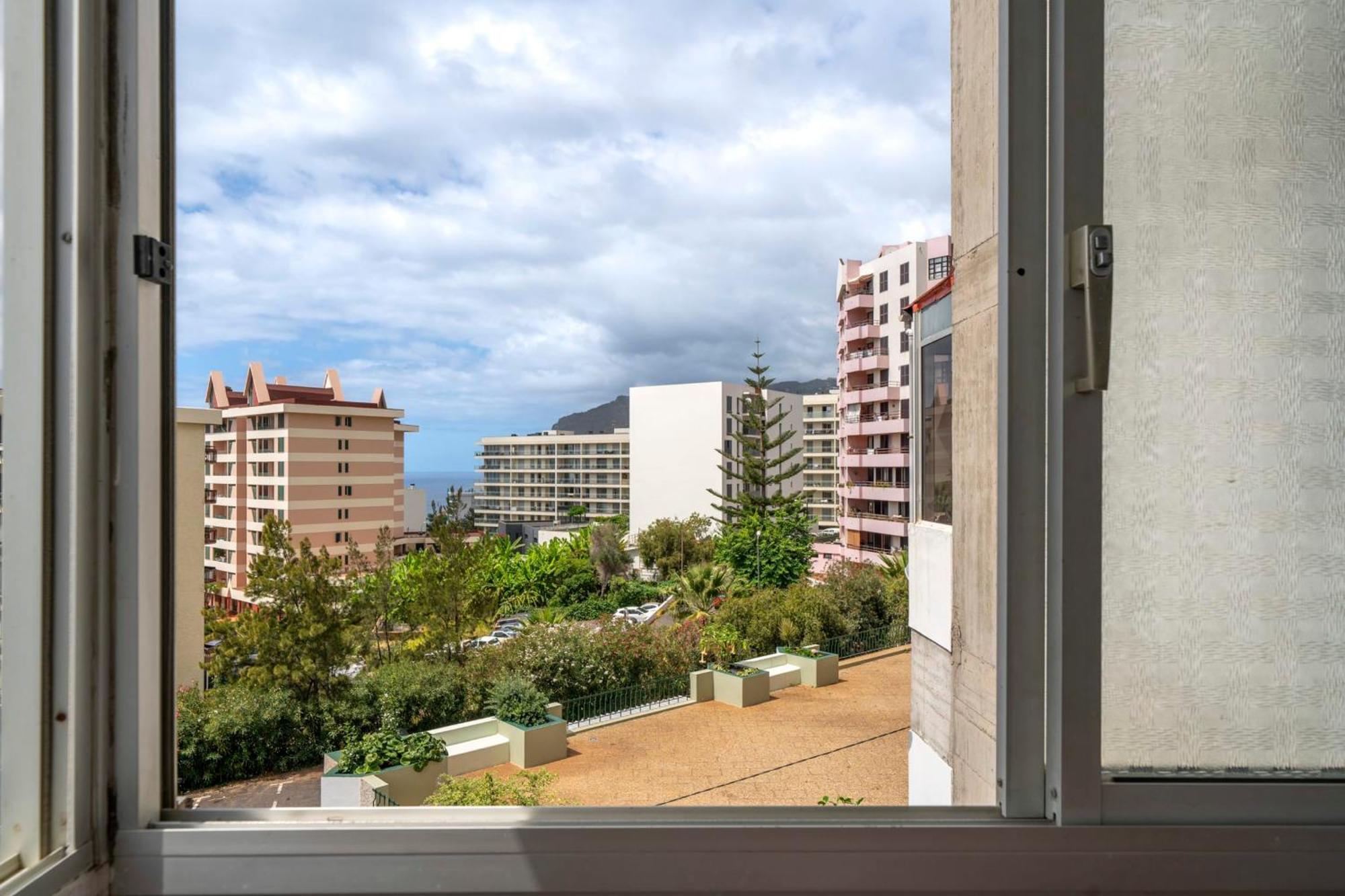 Apartamento America By An Island Apart Funchal  Exterior photo